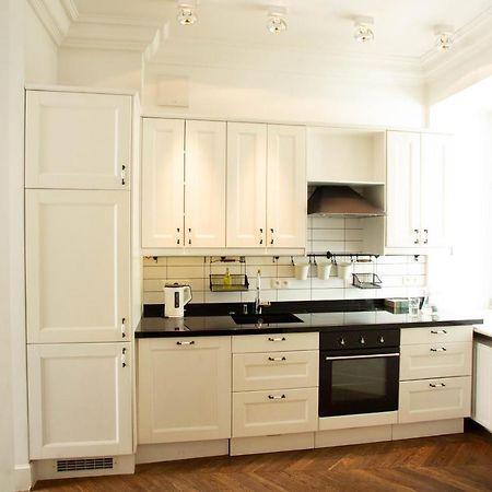 City Center - Golden Apartments - Dobr11A วอร์ซอ ภายนอก รูปภาพ