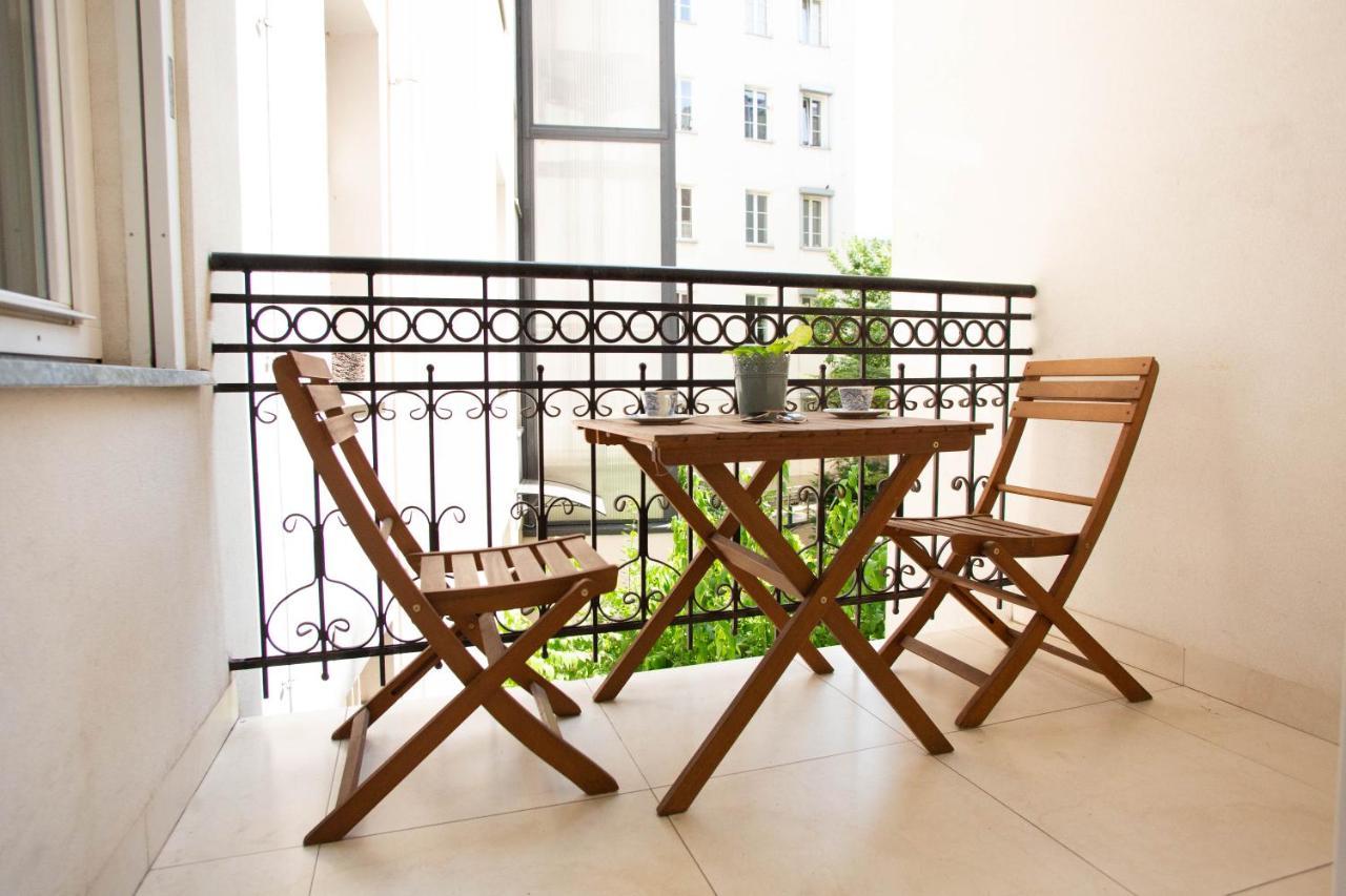 City Center - Golden Apartments - Dobr11A วอร์ซอ ภายนอก รูปภาพ